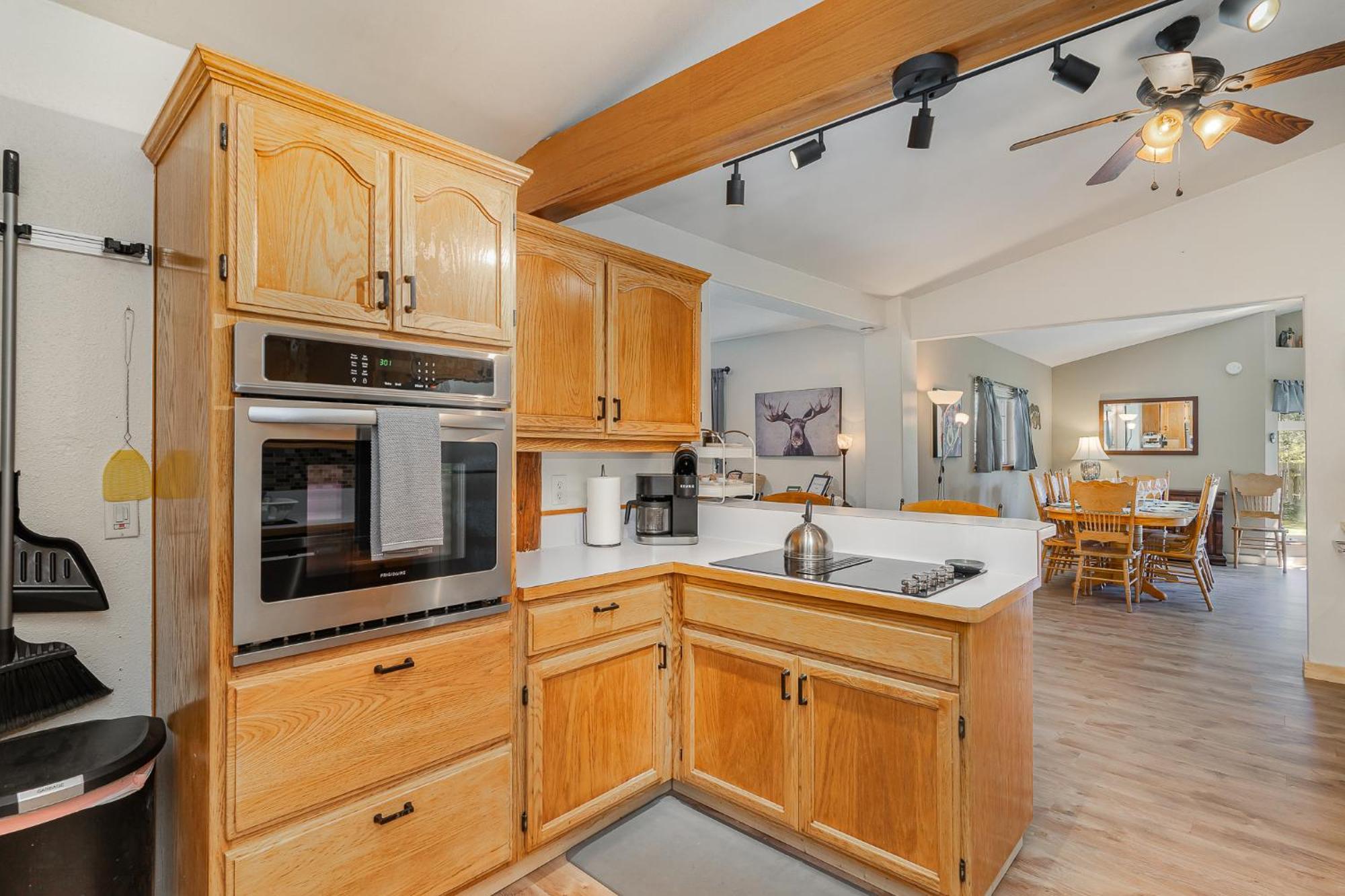Bear'S Den Hideaway With Hot Tub Vila Ashford Exterior foto